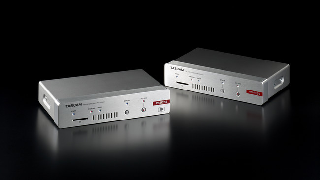 キャンペーン対象製品は、4Kライブストリーミングに対応した『VS-R265』(左)と、FULL HD対応の『VS-R264』(右)