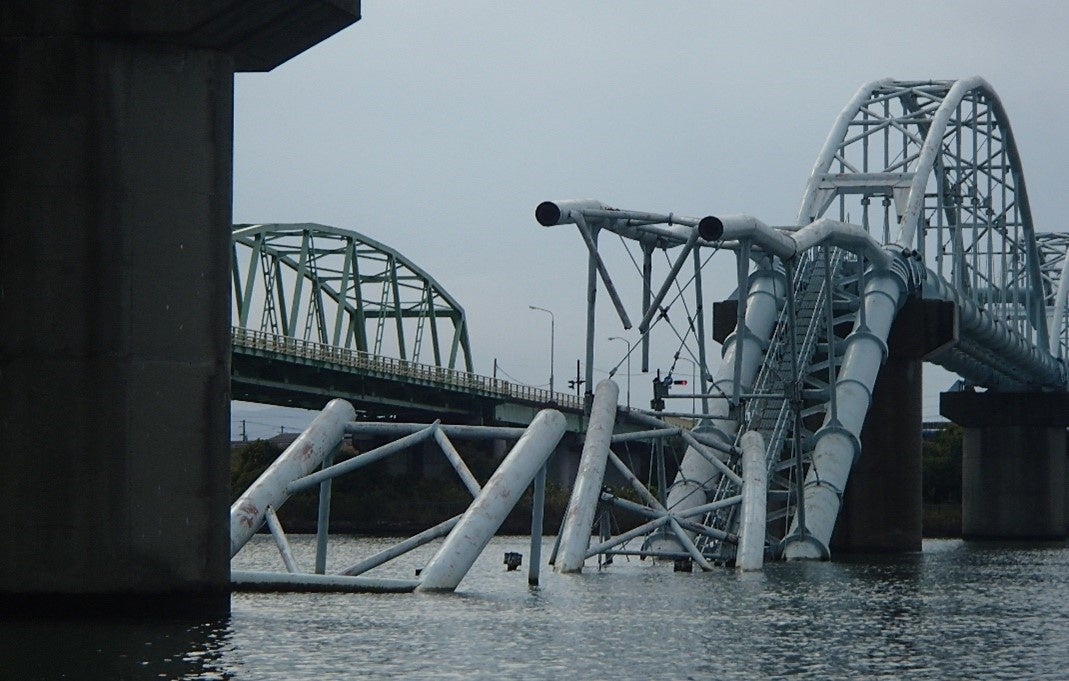 和歌山市で発生した水管橋の崩落